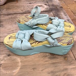 Macanna soft leather platform sandals size 6